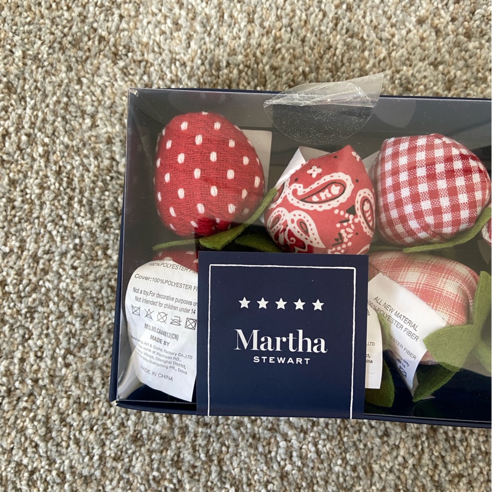 NWT Martha Stewart Stawberry Bowl Filler - Picture 5 of 6